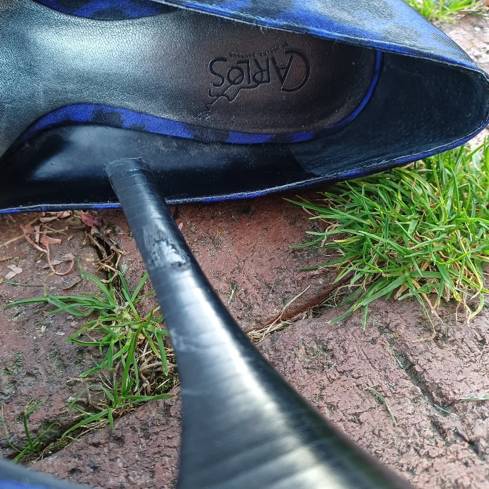 Vintage y2k Carlos Santana platform black blue platform cheetah pumps heels 6.5